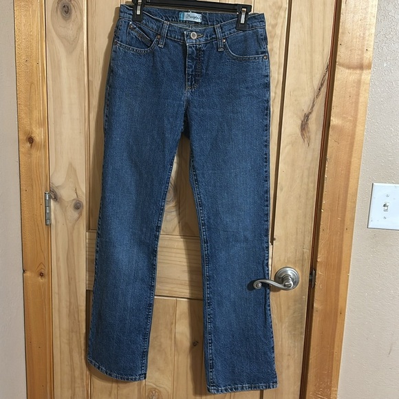 Wrangler Jeans Women’s CASH ultimate riding Bootcut Cowgirl Cut - Picture 5 of 9